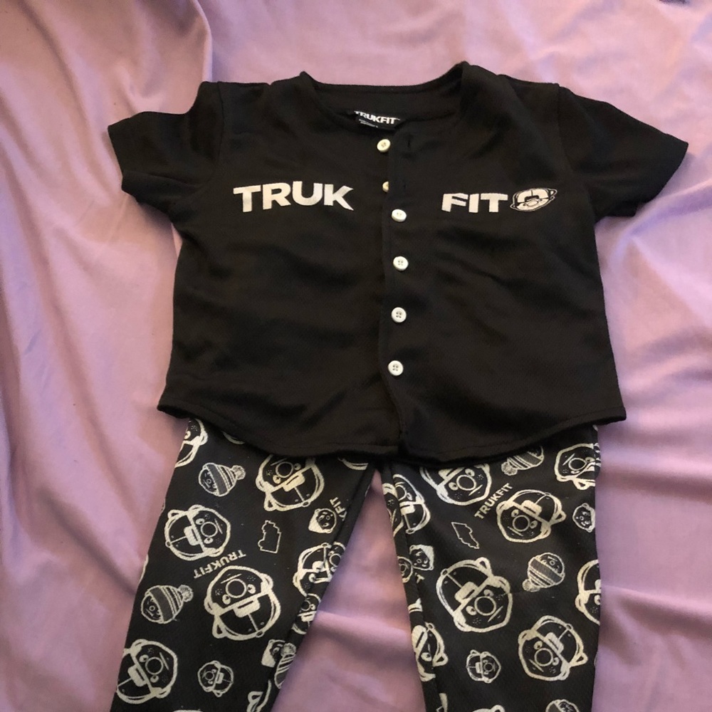 3t trukfit matching set